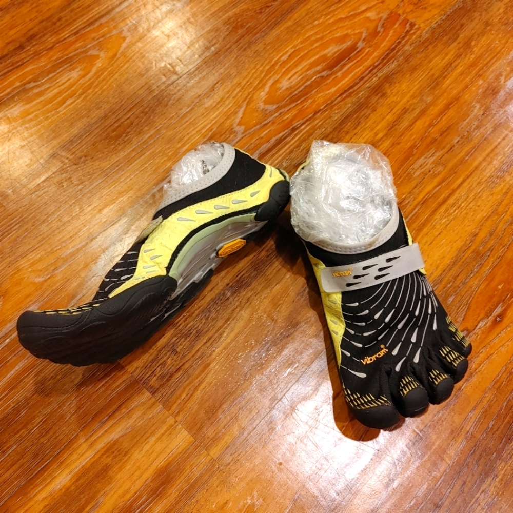 Vibram Five-finger Seeya Men's 40/8.5